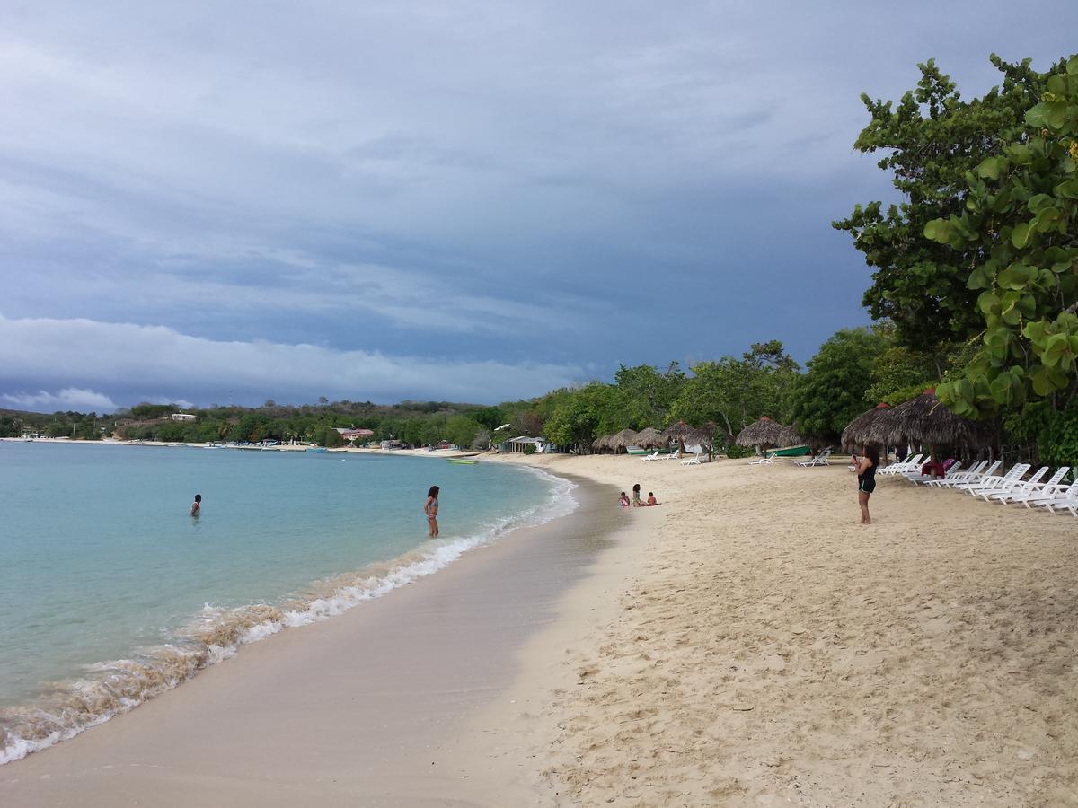 Paradise Island Beach Resort Punta Rucia Zewnętrze zdjęcie