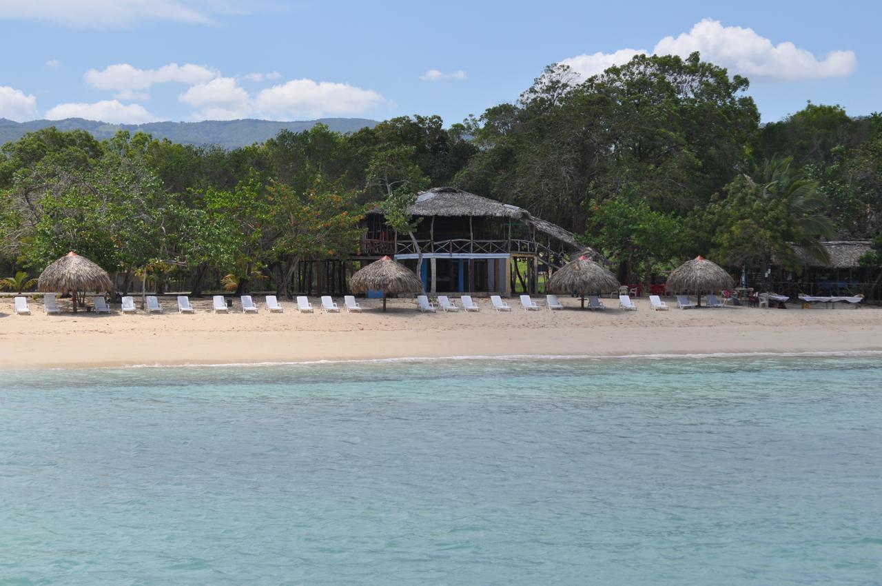 Paradise Island Beach Resort Punta Rucia Zewnętrze zdjęcie