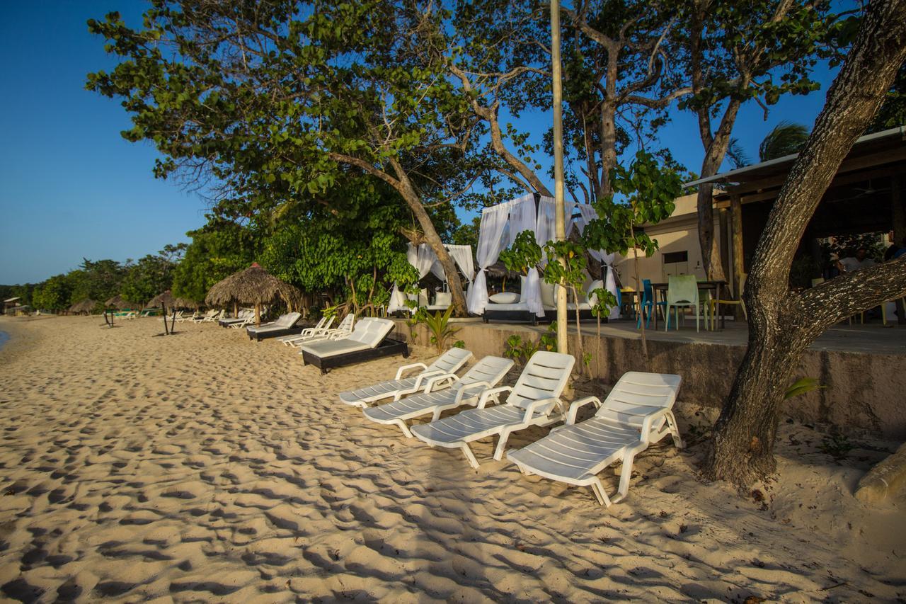 Paradise Island Beach Resort Punta Rucia Zewnętrze zdjęcie